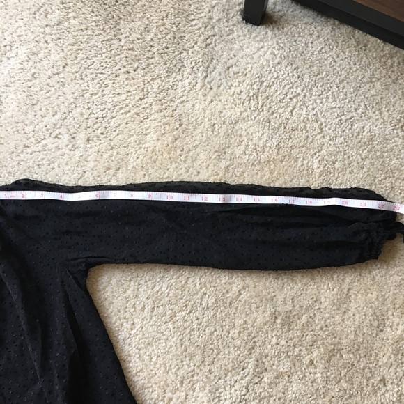 Sheer flowy black top! - Picture 4 of 7